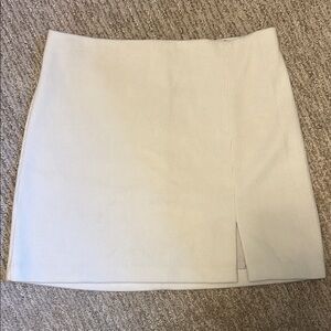 House of Harlow 1960 Off-White Mini Skirt